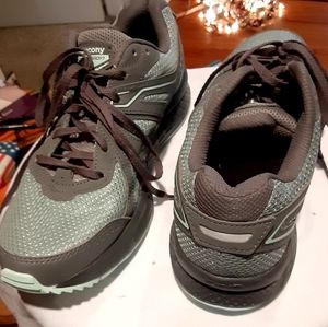 Saucony Cohesion II in mint green